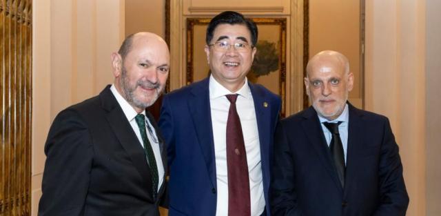 篮球比分-西甲联盟主席支招：中国足球距离世界顶尖差在哪里